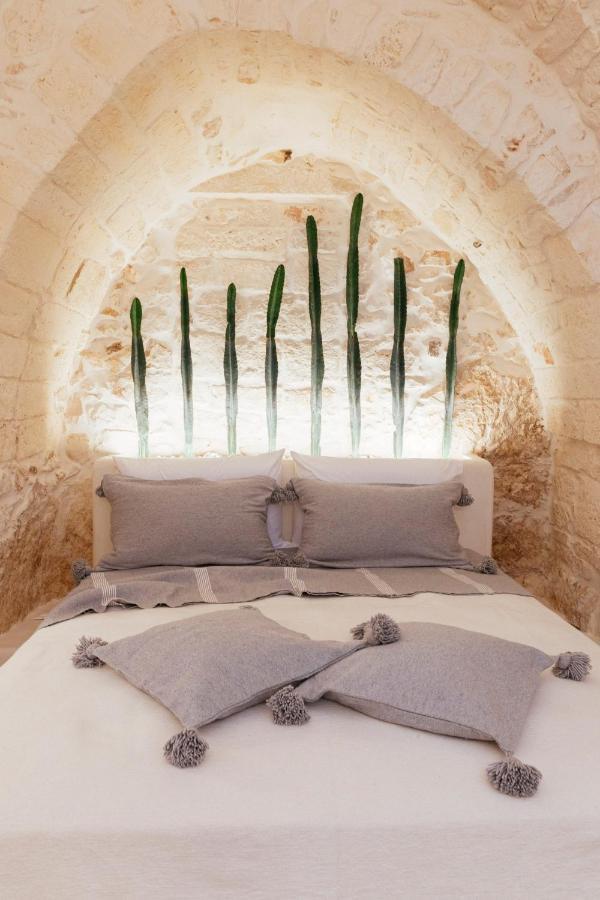 Alesia Luxury Cave Panzió Ostuni Kültér fotó